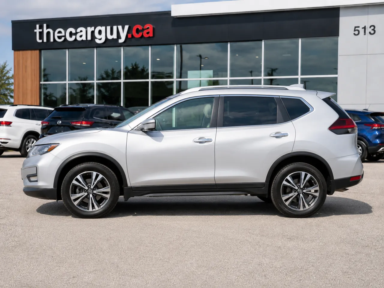 2020 Nissan Rogue SV AWD - Photo 3