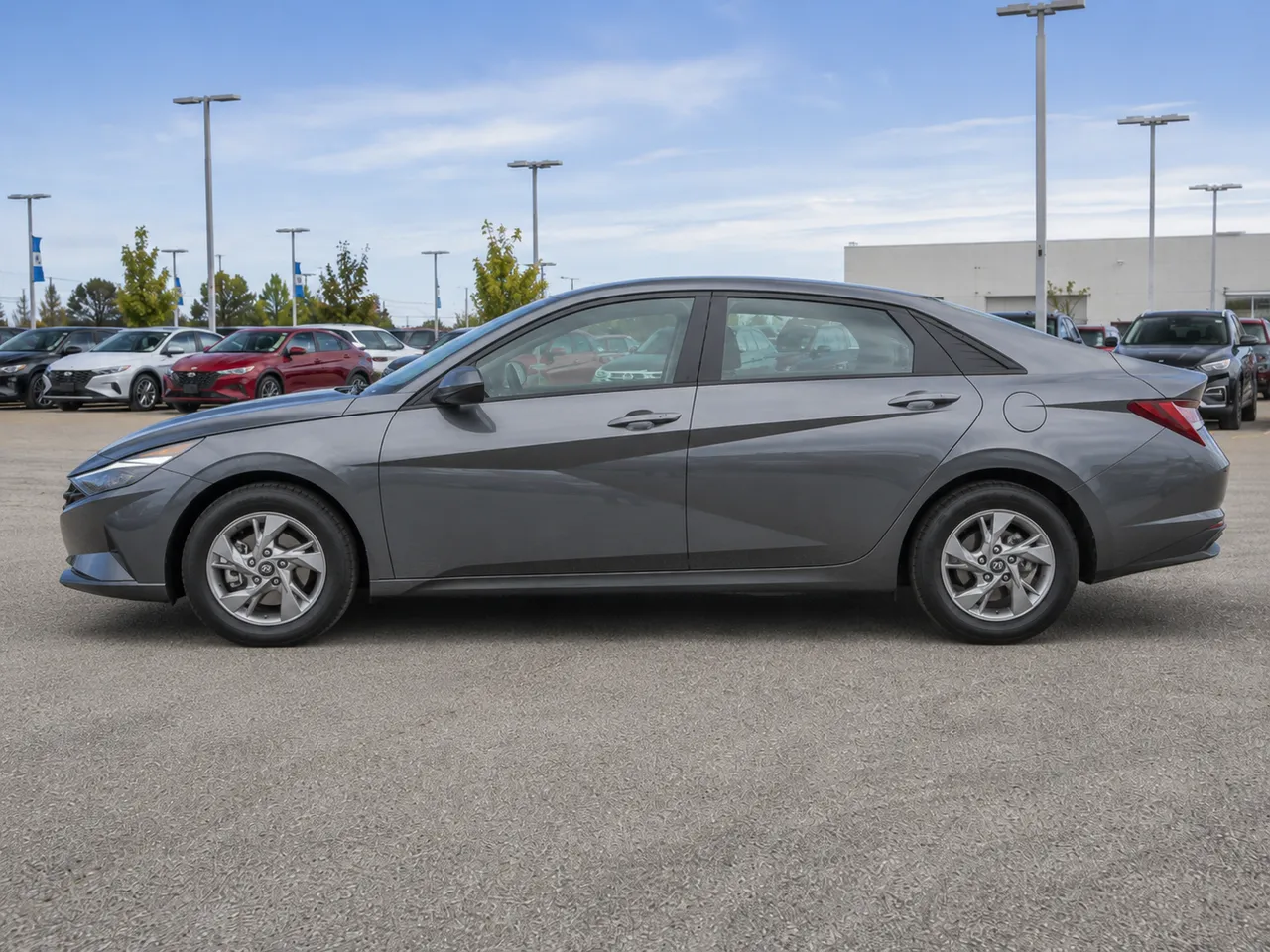 2021 Hyundai Elantra Preferred - Photo 3